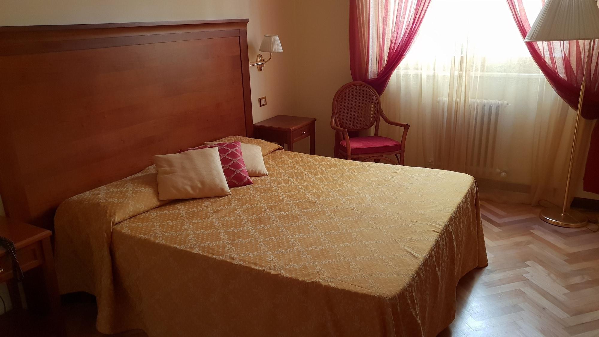 Hotel Alessandro Della Spina Pisa Exterior photo