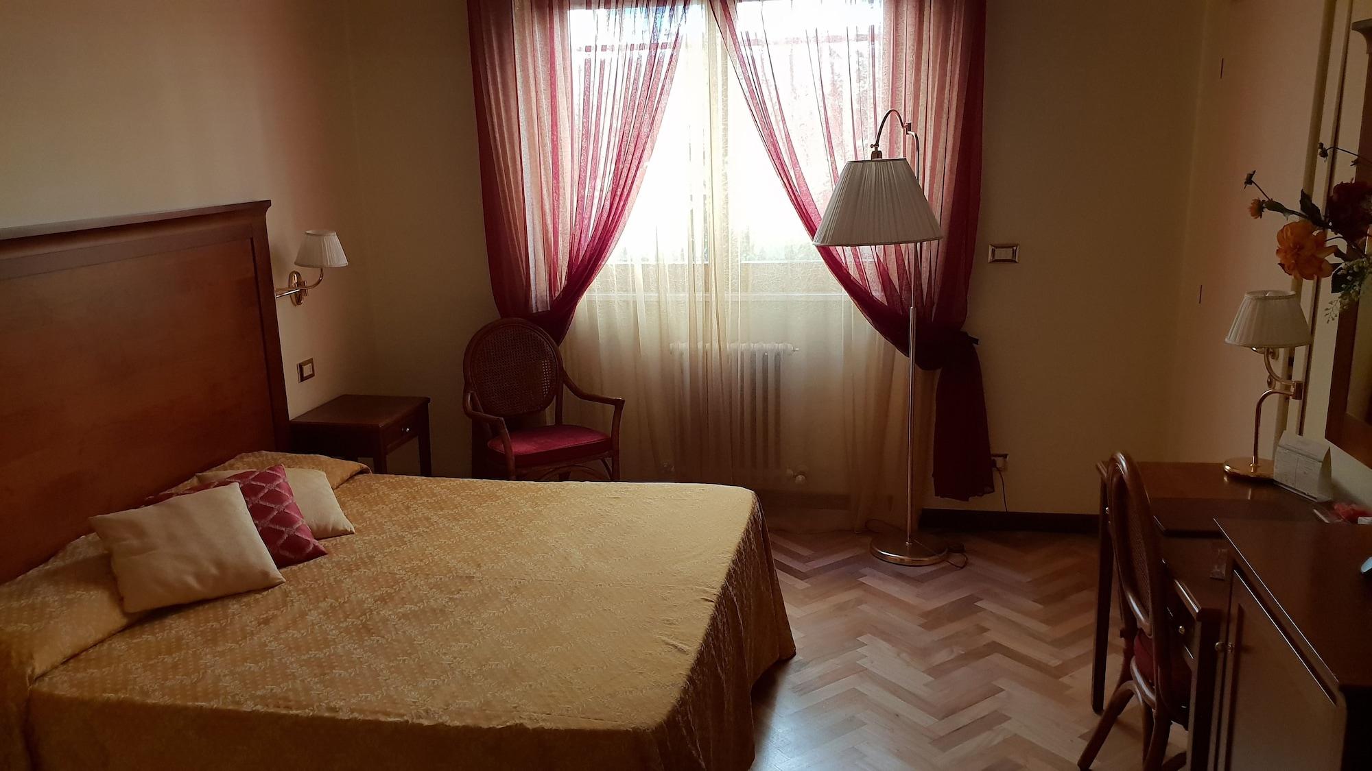 Hotel Alessandro Della Spina Pisa Exterior photo