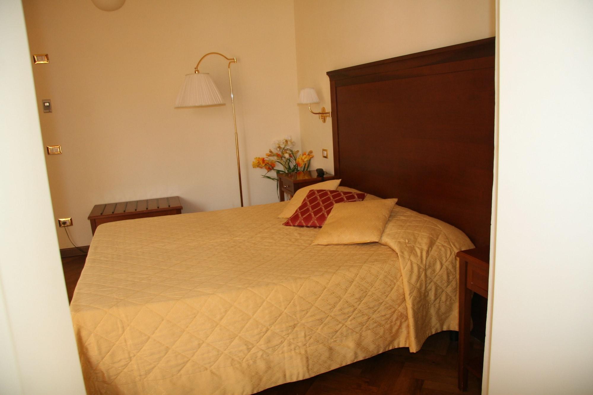 Hotel Alessandro Della Spina Pisa Exterior photo