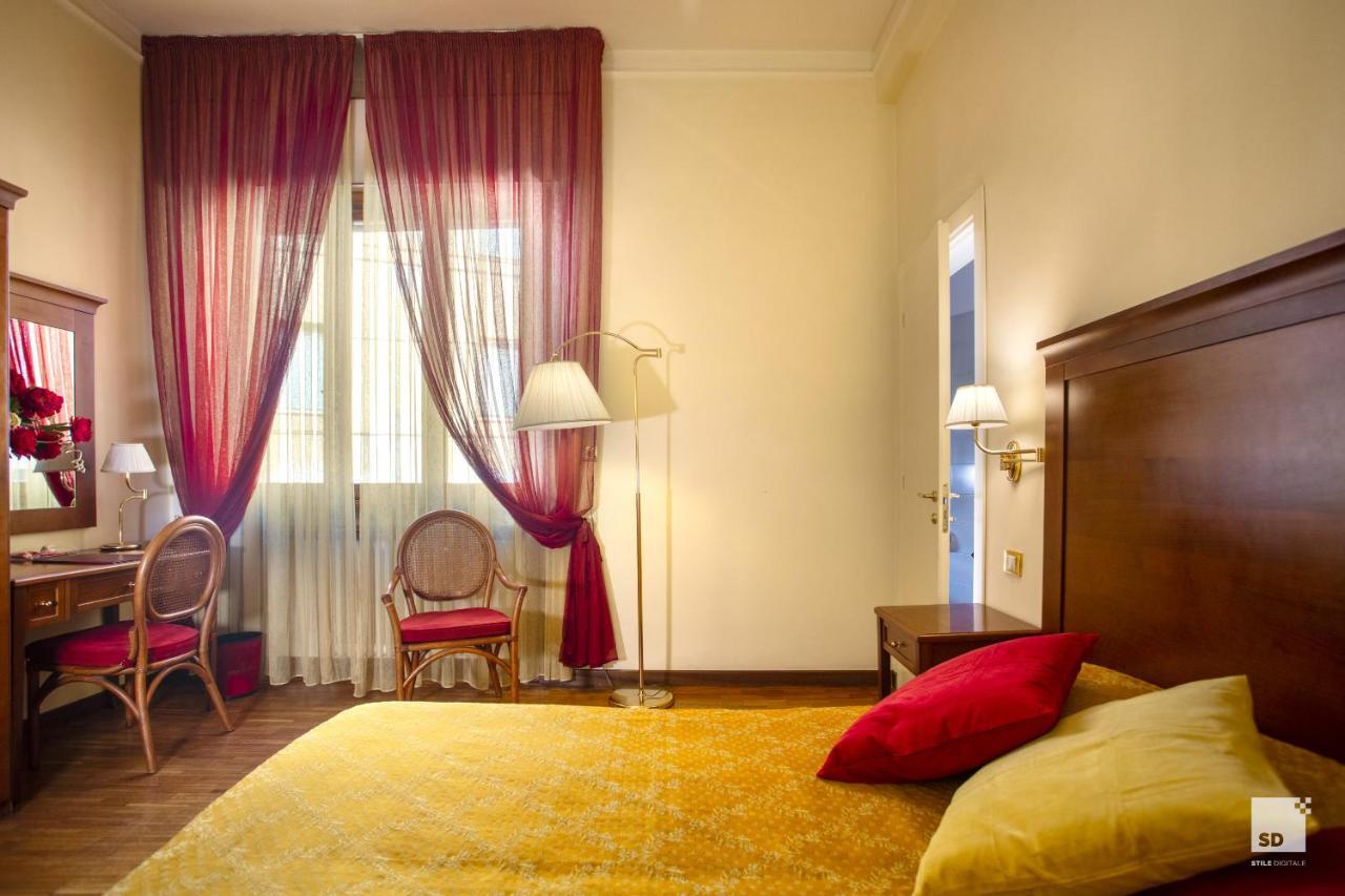 Hotel Alessandro Della Spina Pisa Exterior photo
