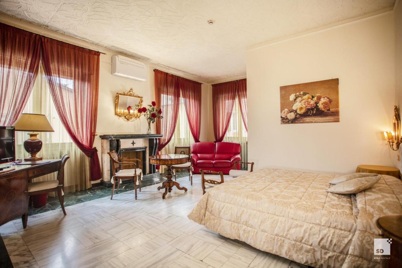 Hotel Alessandro Della Spina Pisa Exterior photo