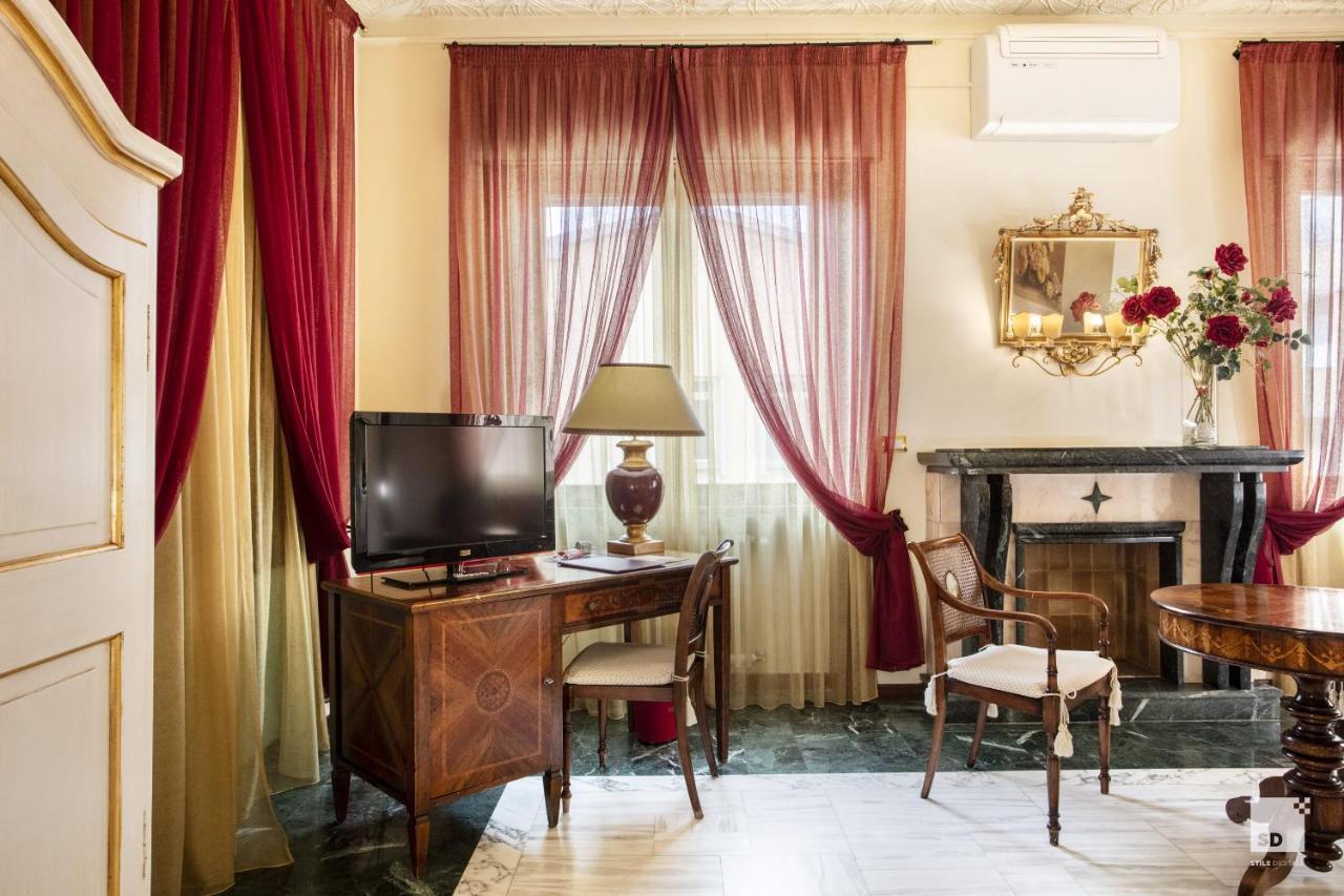 Hotel Alessandro Della Spina Pisa Exterior photo