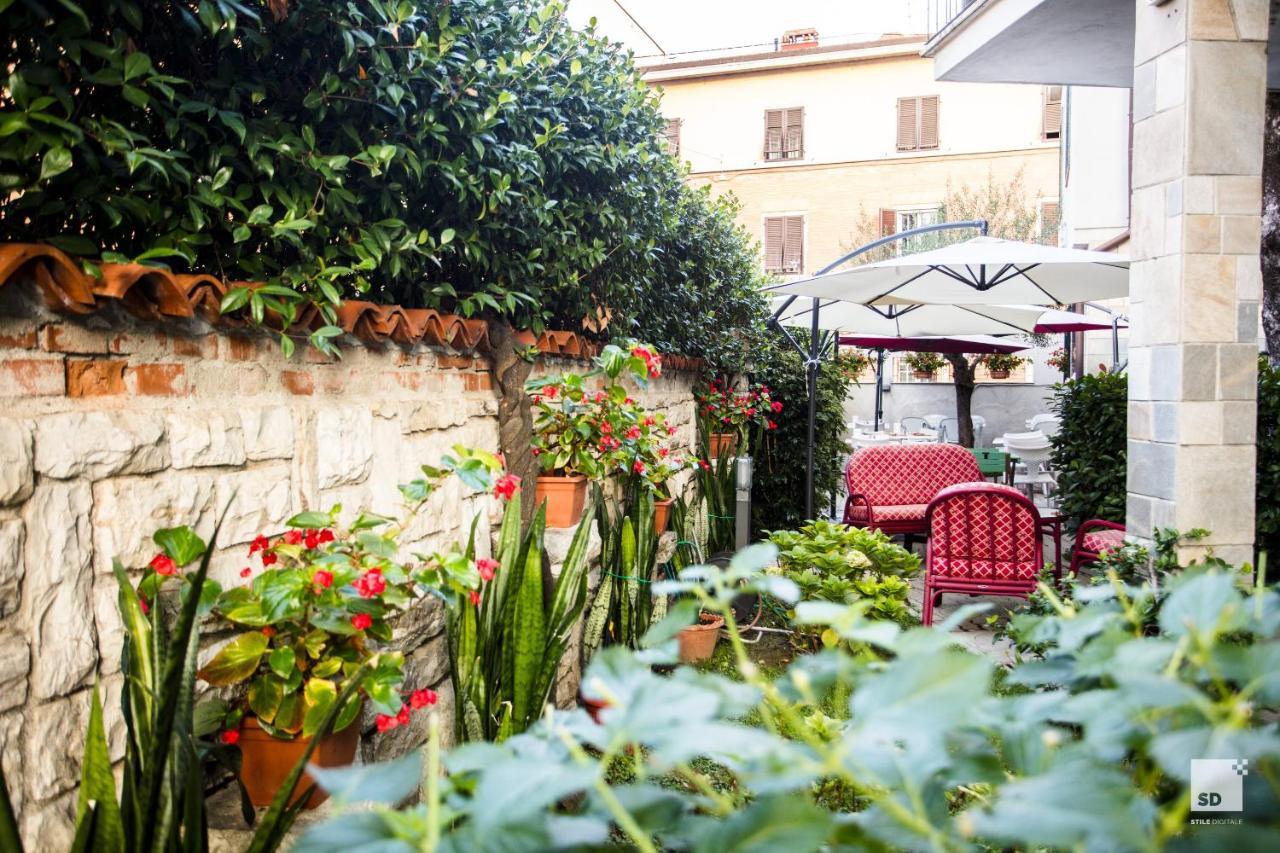Hotel Alessandro Della Spina Pisa Exterior photo