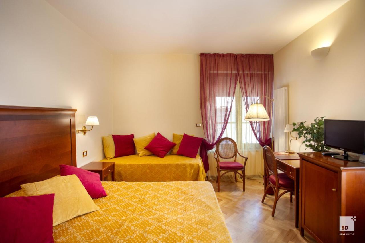Hotel Alessandro Della Spina Pisa Exterior photo